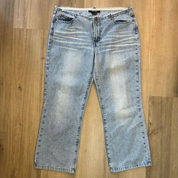 Vintage Rampage Jeans Women’s Size 9 Blue Distressed Cropped Made in USA - Picture 1 of 7